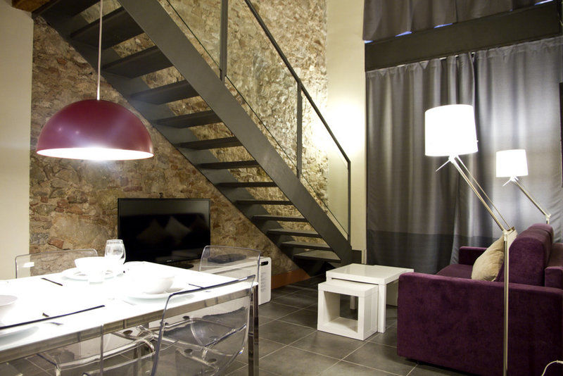 Ola Living Macba Appartement
